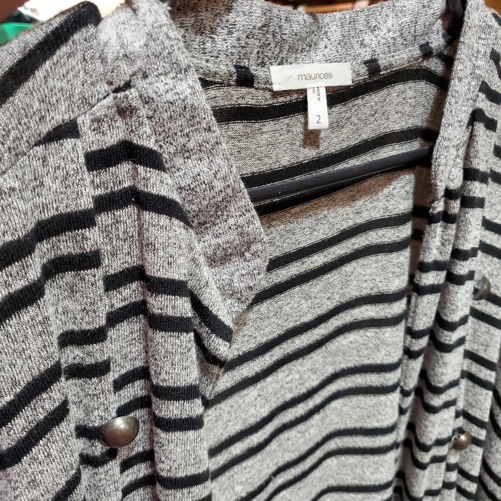 Sweater! - Picture 2 of 4